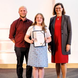 Lilli Birich aus Parkstein mit Landespreis ausgezeichnet